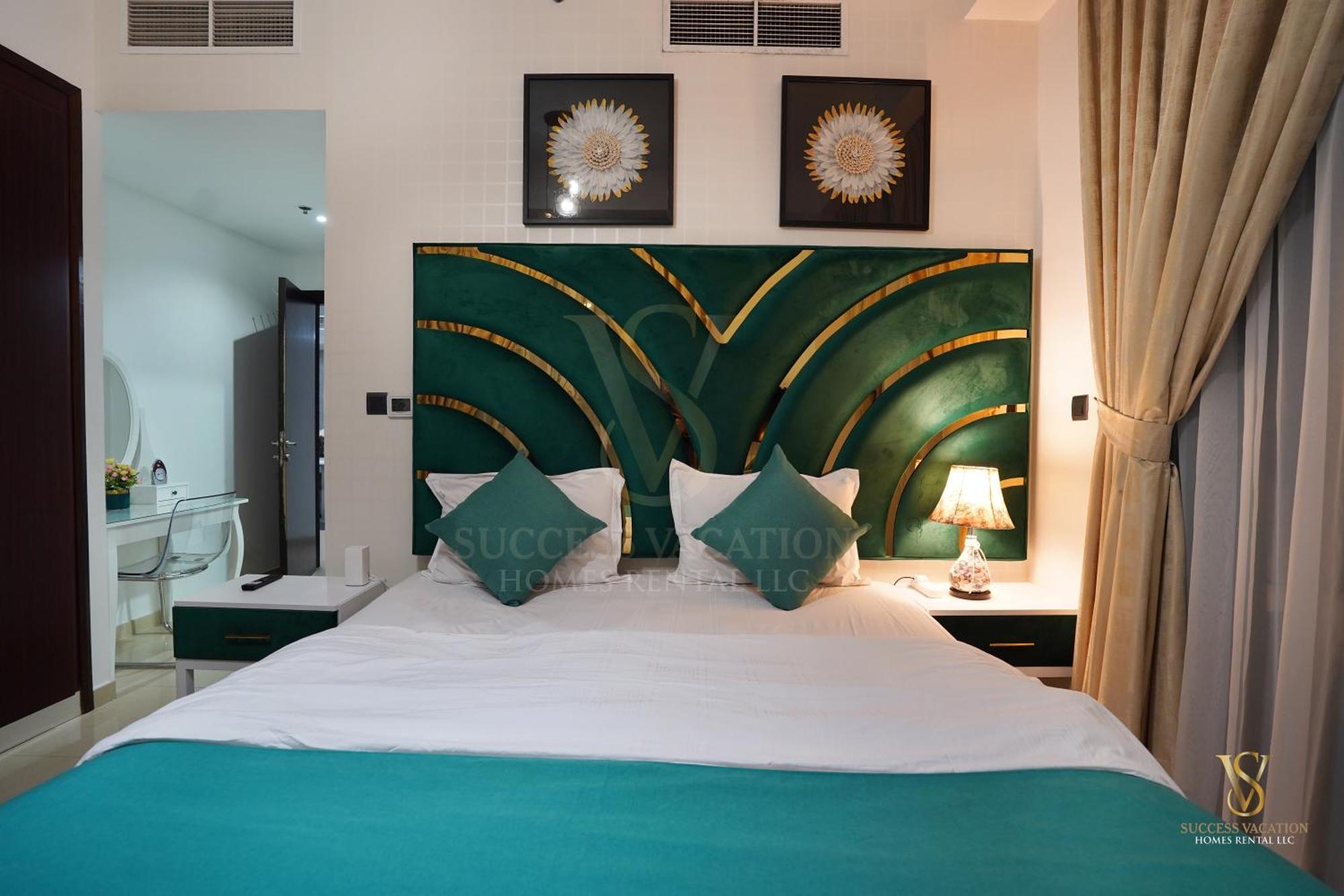 Success Luxury Apartment - 5 Min Away Marina Corniche - Free Housekeeping Provided Everyday-24-7 Staff Available For Services ดูไบ ภายนอก รูปภาพ